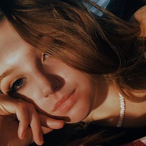 Meet your Posher, Abigail